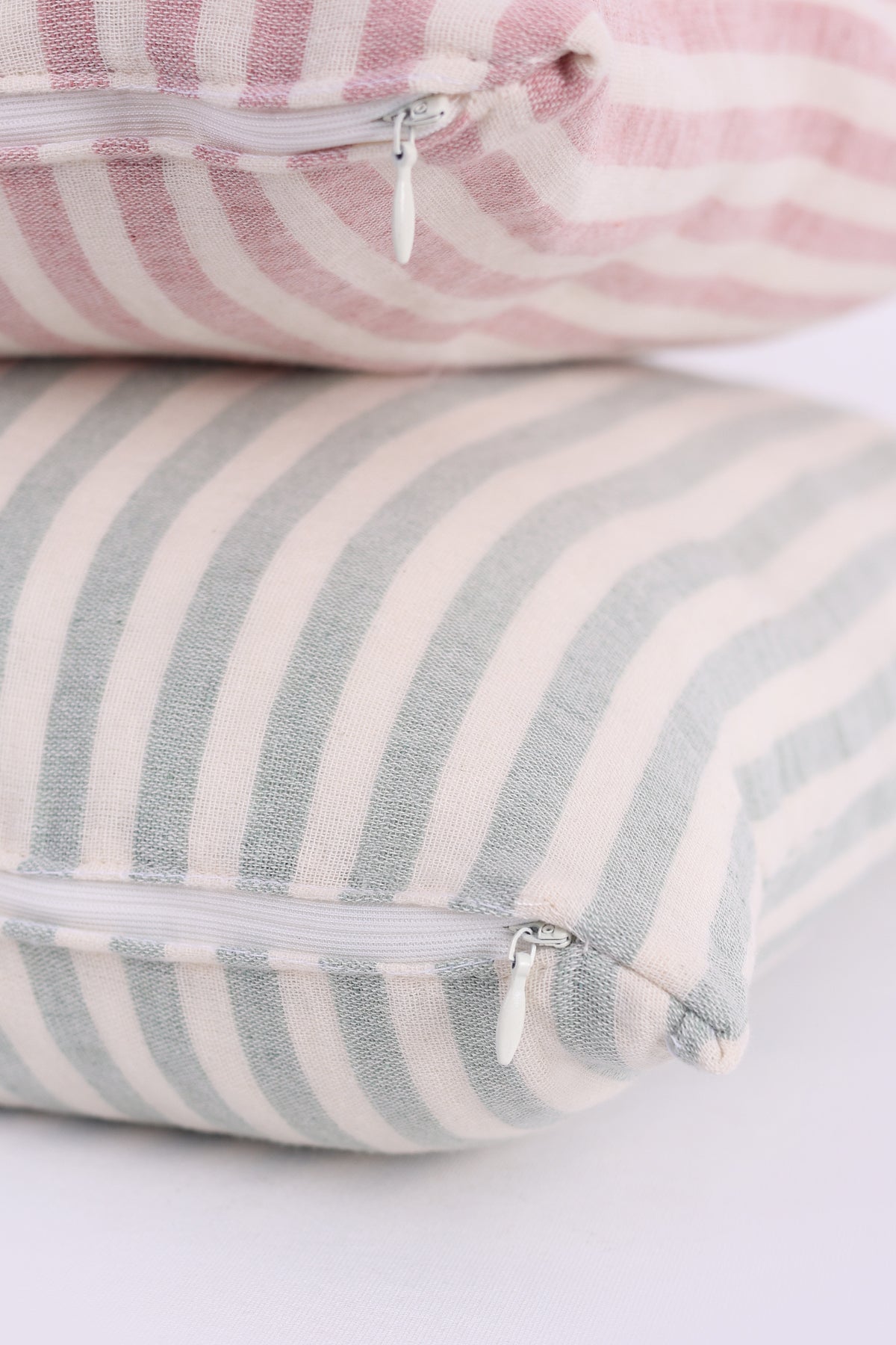 2 Pieces 2 Layer Muslin Kids Pillowcase, 100% Organic Cotton, 14×18 inches